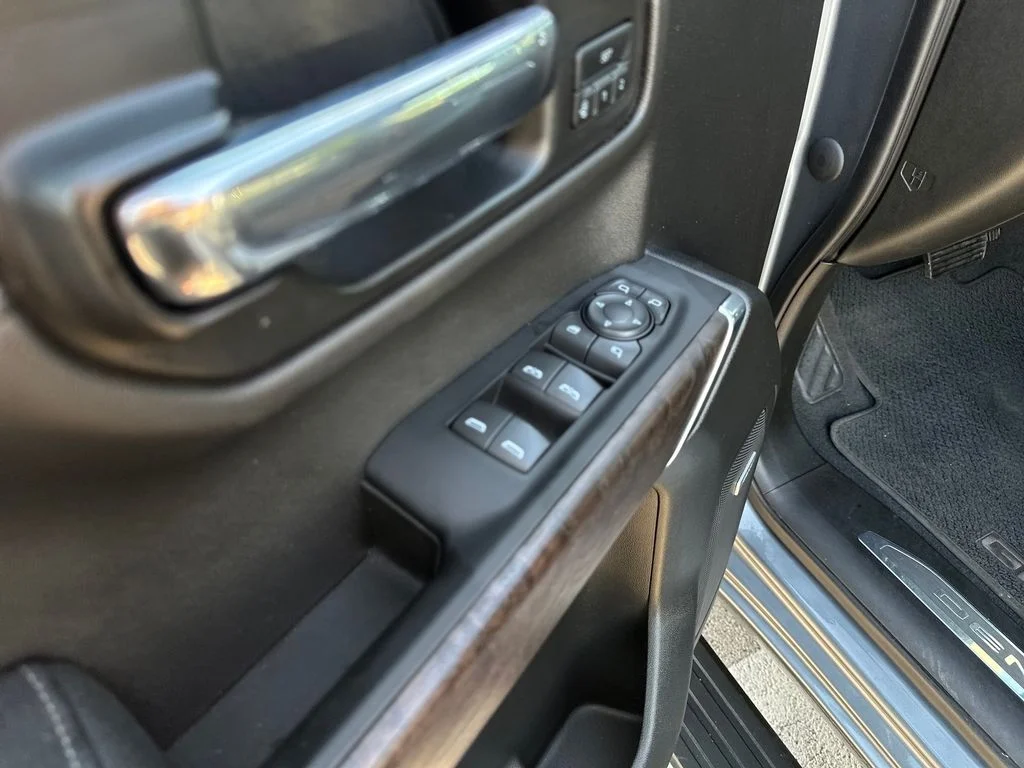 Used 2022 Gray GMC Denali image 16
