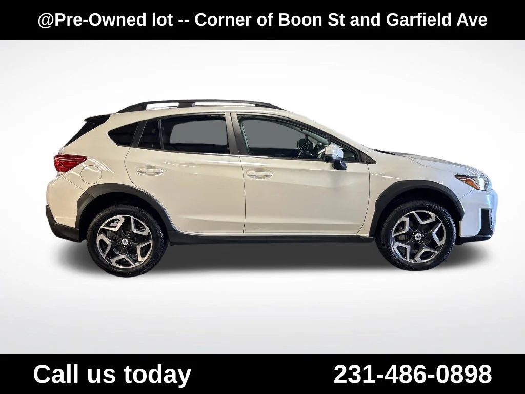 Used 2018 White Subaru 2.0i Limited image 6