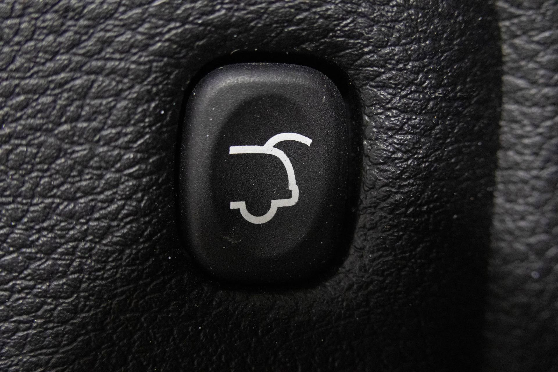 2022 JEEP GRAND CHEROKEE - Image 34