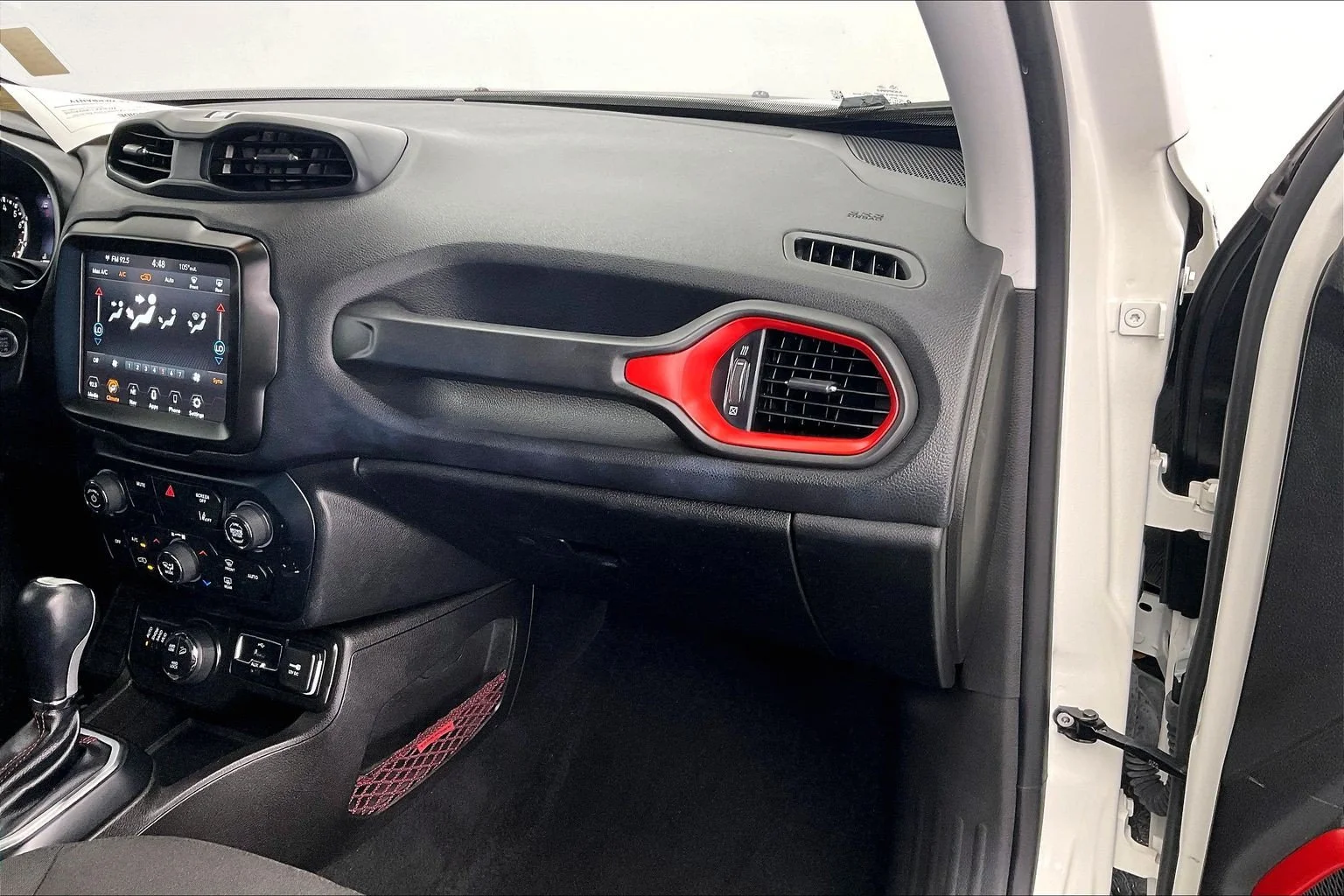 Used 2023 Alpine White Clearcoat Jeep Trailhawk image 15