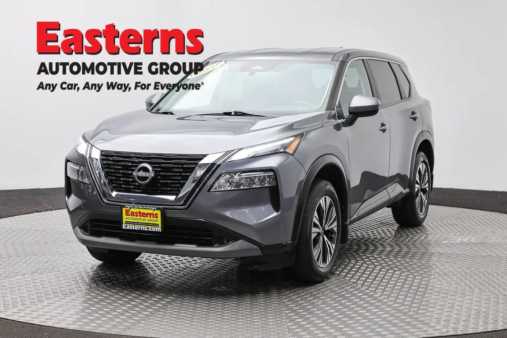 Used 2023 Gray Nissan SV image 1
