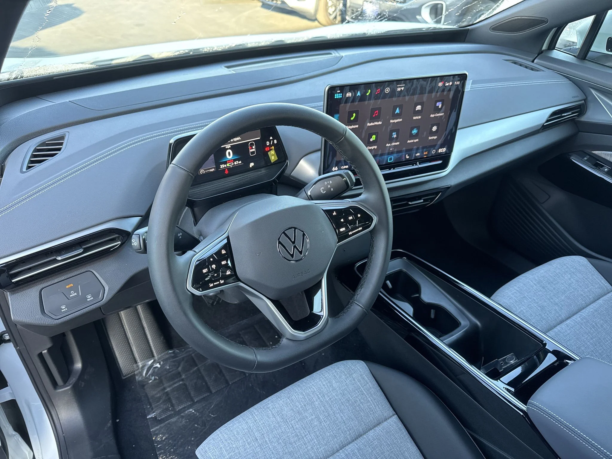 New 2026 Opal White Pearl Volkswagen Pro image 16