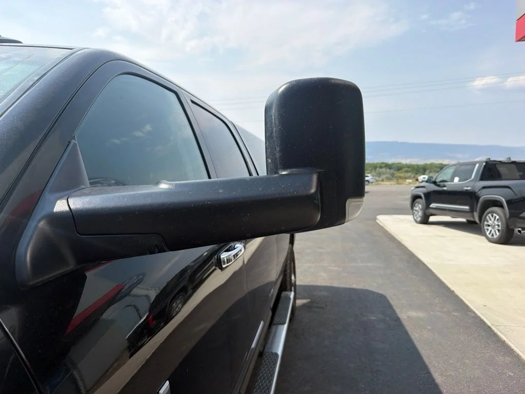 Used 2018 Brilliant Black Crystal Pearlcoat Ram Big Horn image 16