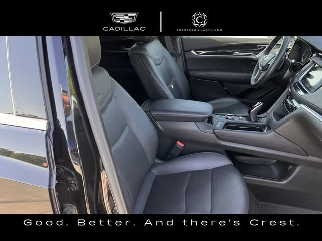 Used 2025 Stellar Black Metallic CADILLAC Premium Luxury image 25
