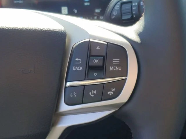 New 2026 Carbonized Gray Metallic Ford Active image 23