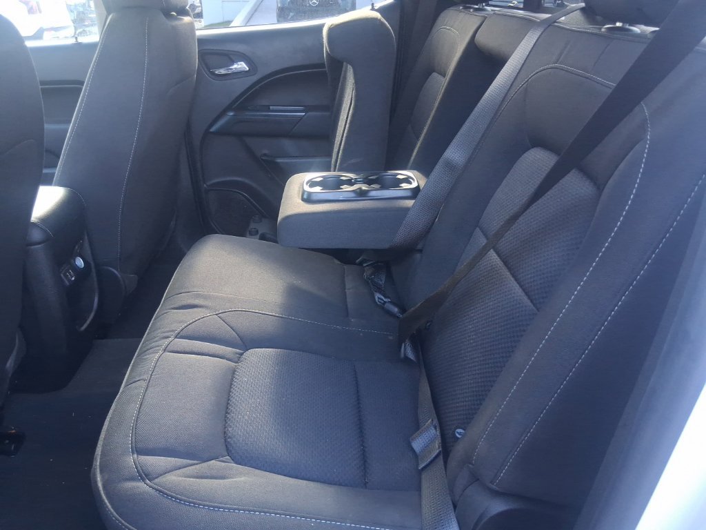 Used 2022 White Chevrolet LT image 13