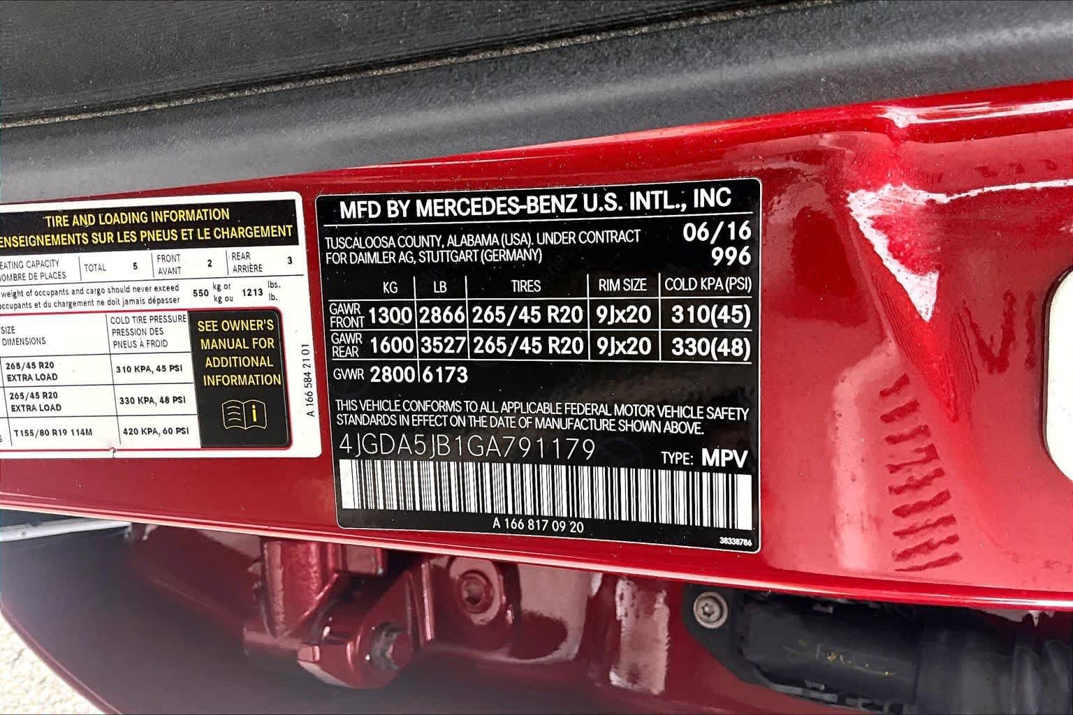 Used 2016 designo Cardinal Red Metallic Mercedes-Benz GLE 350 image 37