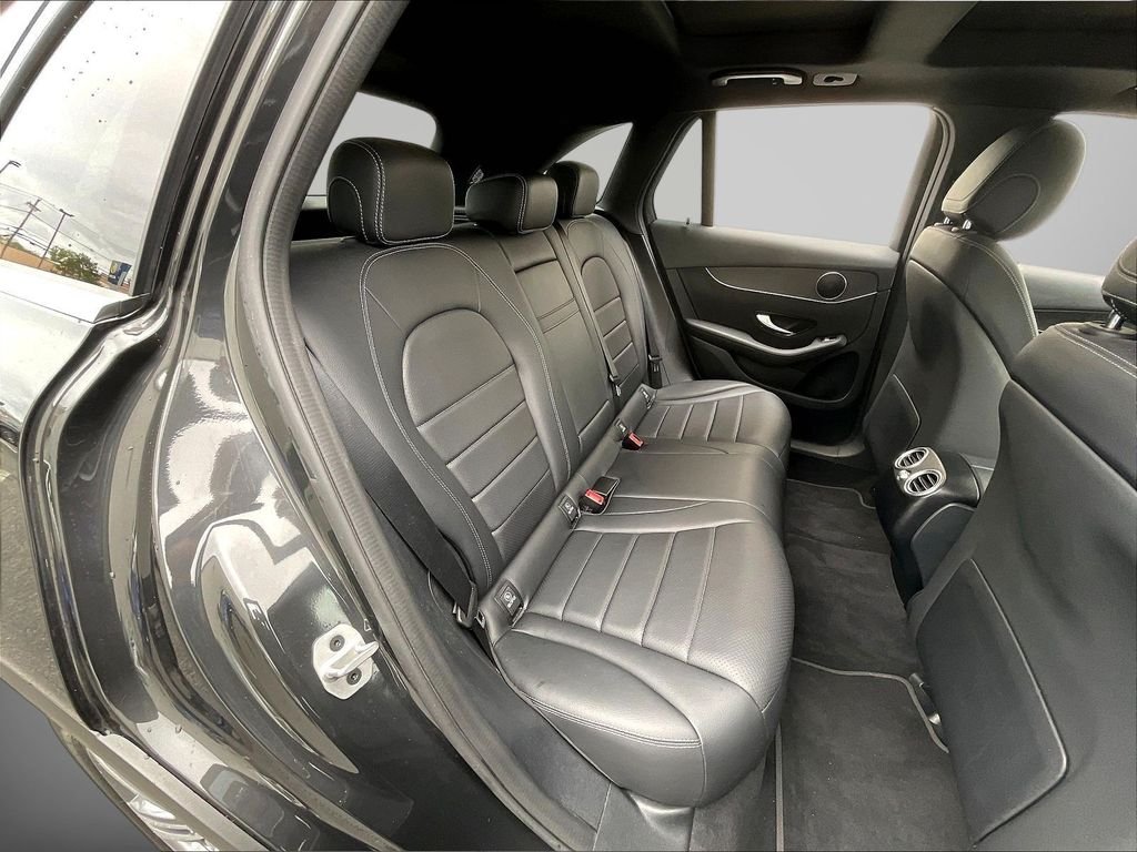 Used 2022 Black Mercedes-Benz GLC 300 image 24