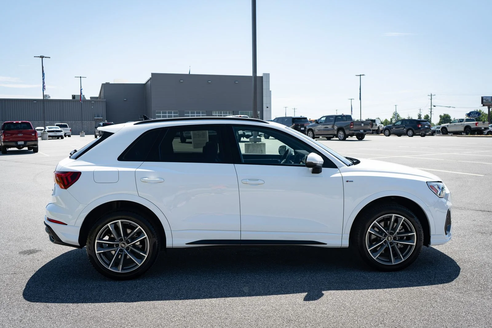 Used 2025 Arkona White Audi Premium image 11