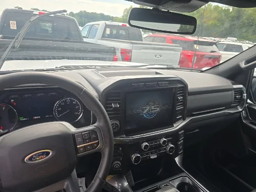 Used 2023 Oxford White Ford XLT image 14