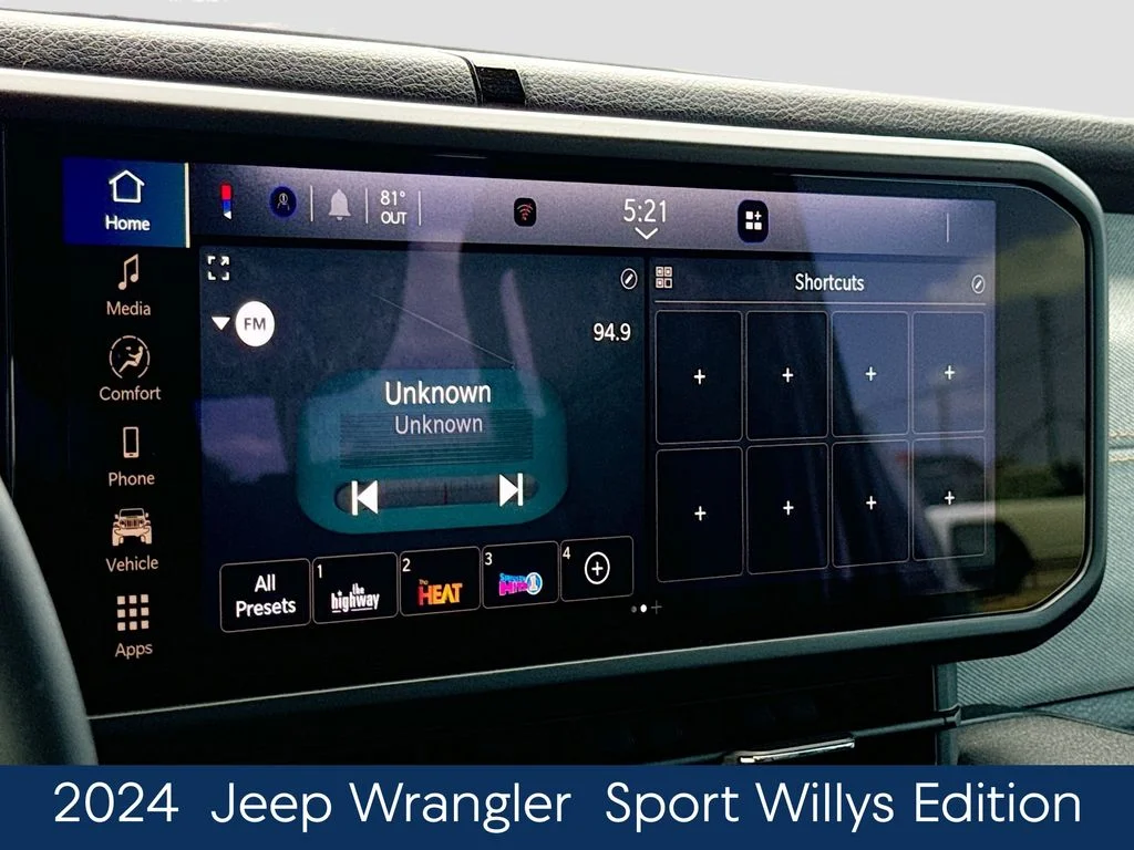Used 2024 Gray Jeep Willys image 29
