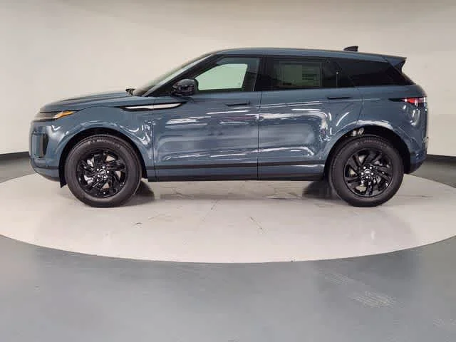 Used 2026 Tribeca Blue Metallic Land Rover Core S image 5