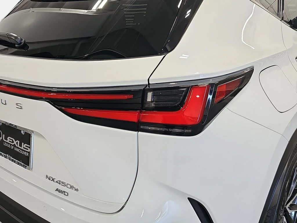 New 2026 Ultra White Lexus PREMIUM PLUS AWD image 32