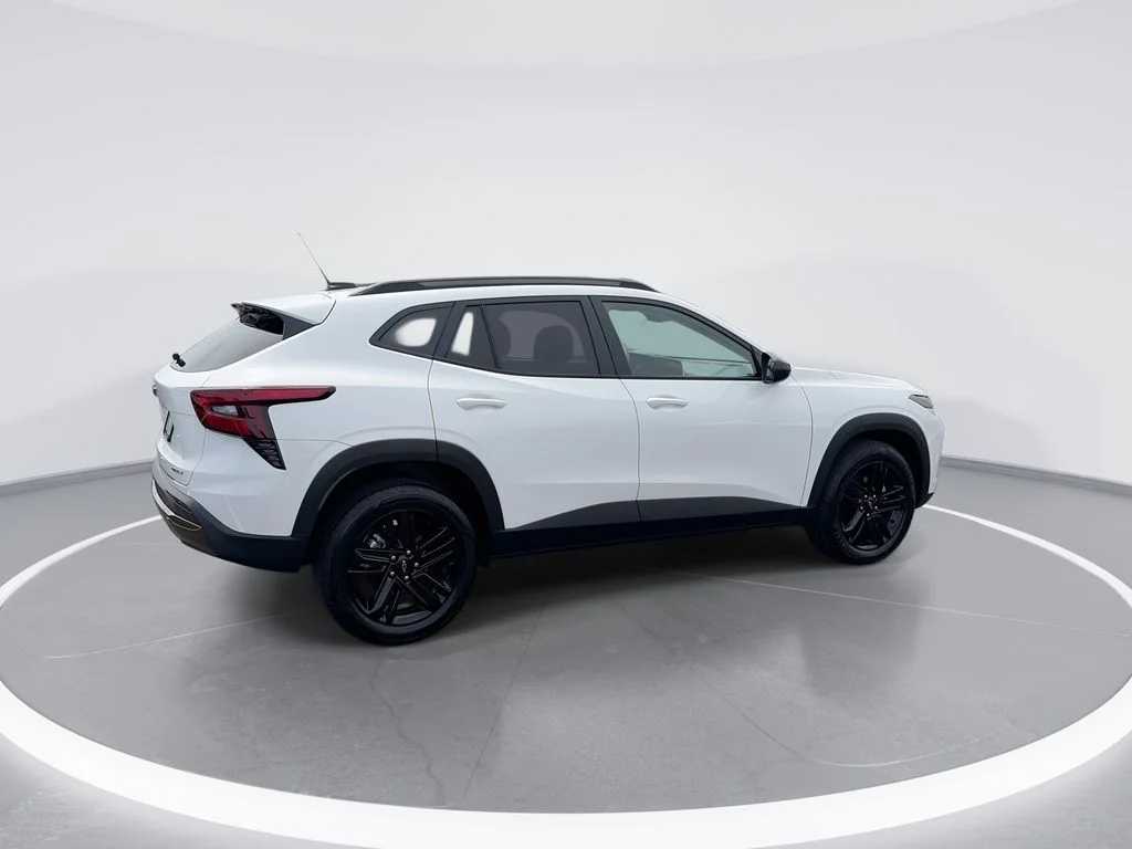 Used 2025 White Chevrolet ACTIV image 8