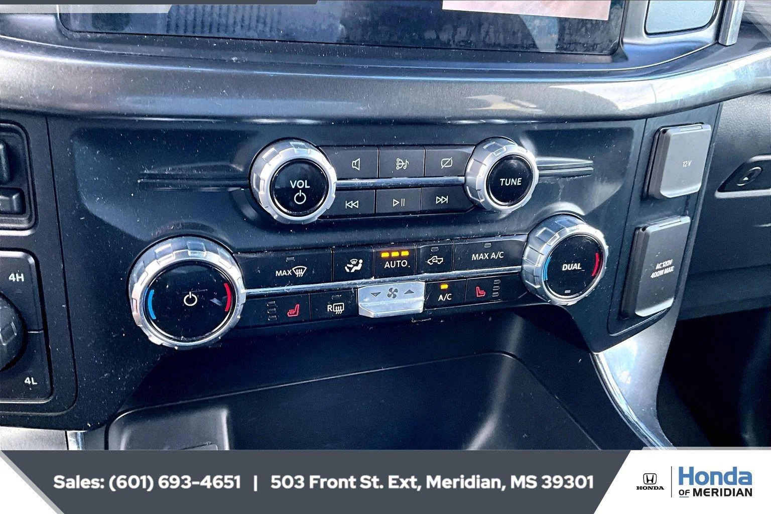 Used 2023 Carbonized Gray Ford XLT image 22