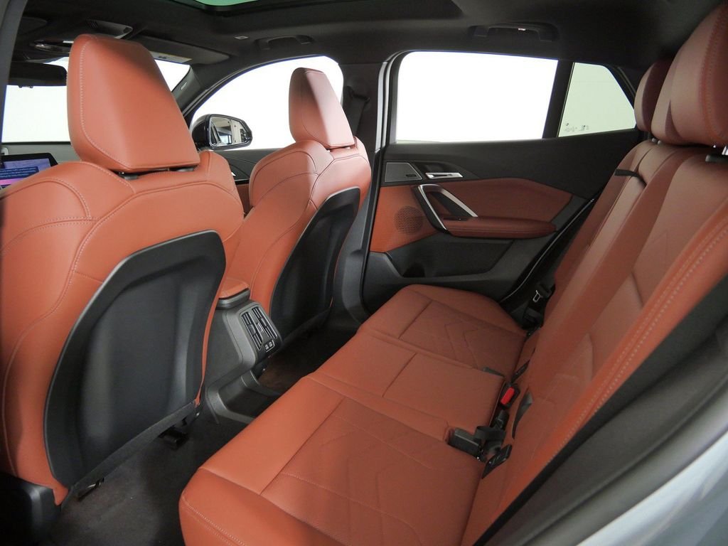 New 2026 Brooklyn Grey Metallic BMW xDrive28i image 30
