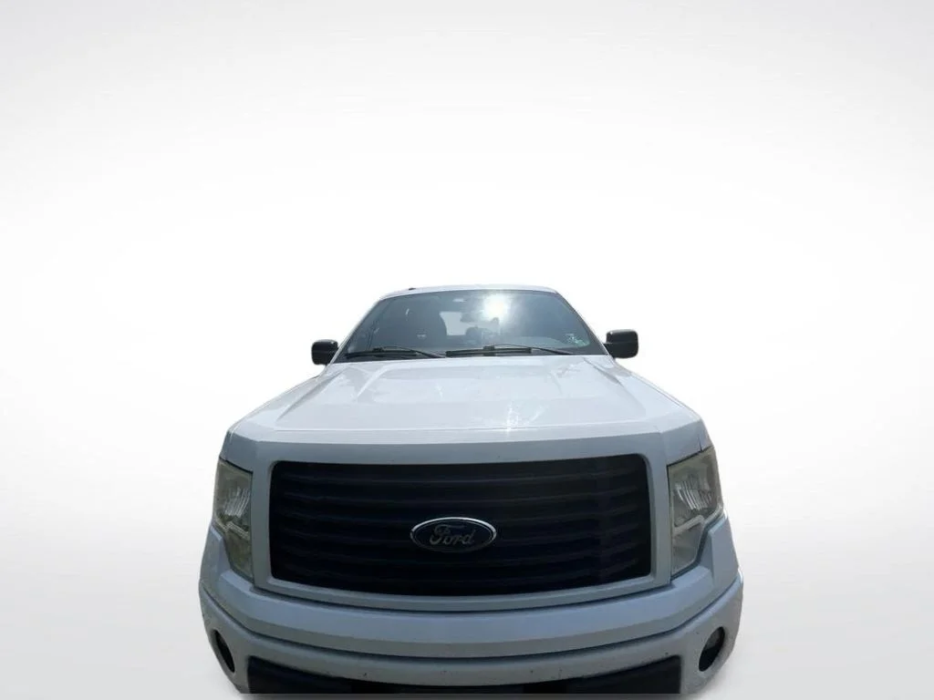 Used 2014 White Ford STX image 3