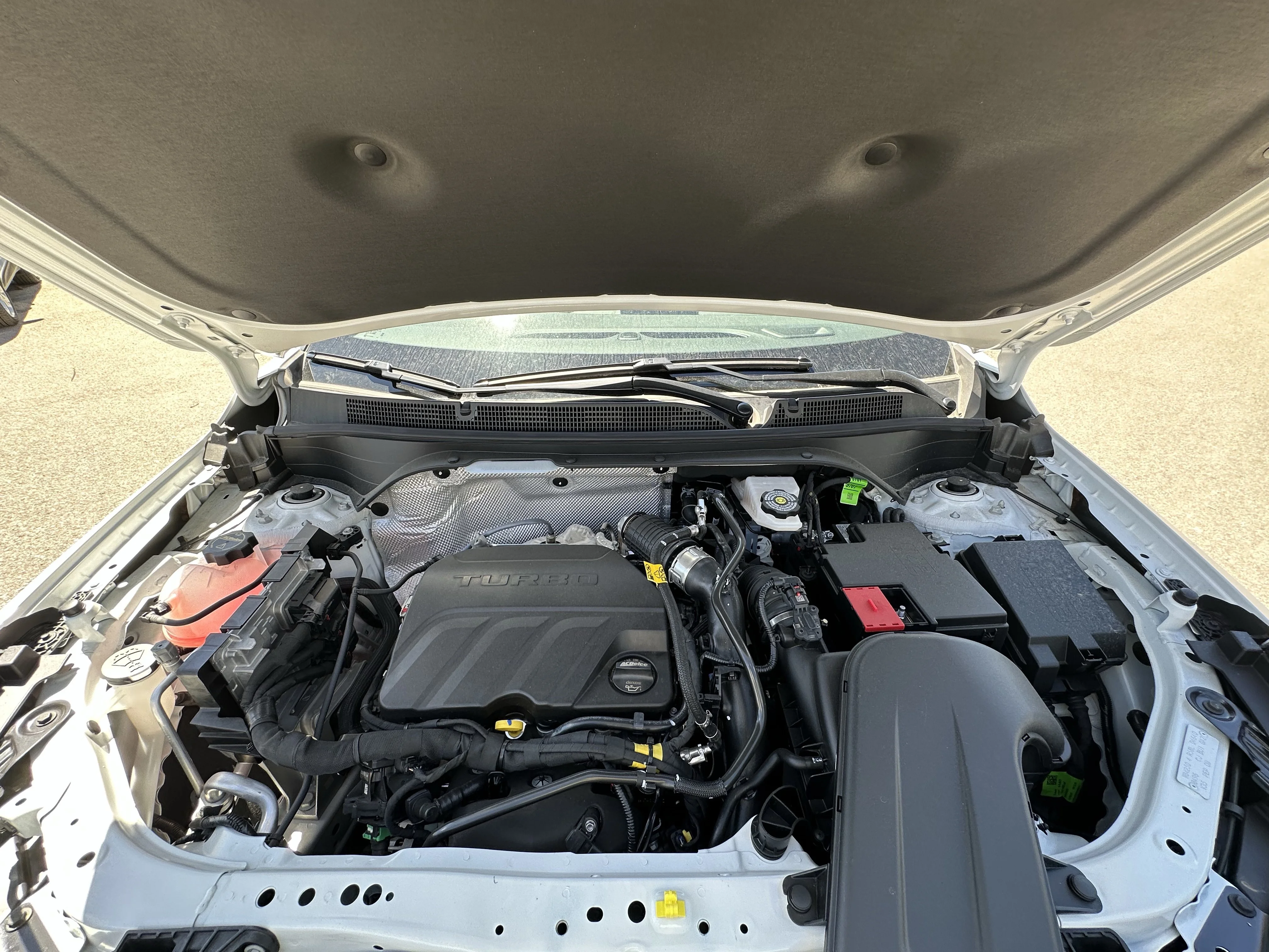 New 2026 Summit White Buick Sport Touring image 7