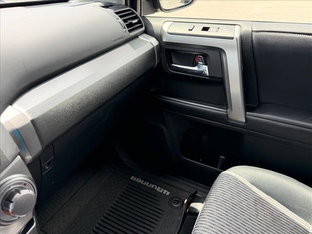 Used 2018 Magnetic Gray Metallic Toyota SR5 image 13