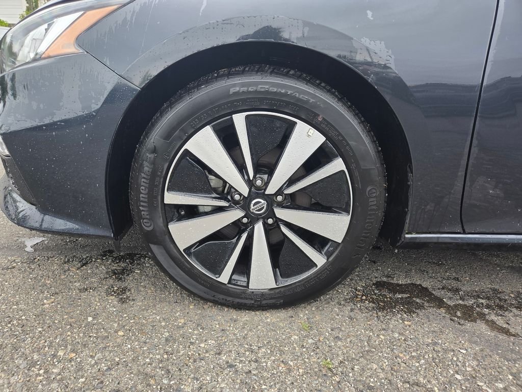 Used 2022 Blue Nissan 2.5 SV image 11