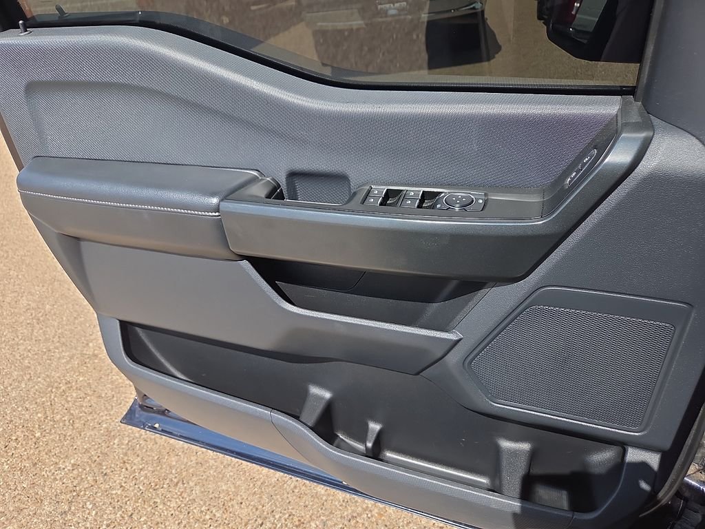 Used 2023 Antimatter Blue Metallic Ford XL image 19