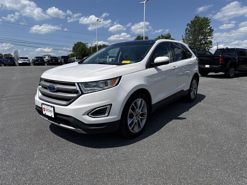 Used 2018 White Platinum Metallic Tri-Coat Ford Titanium image 3
