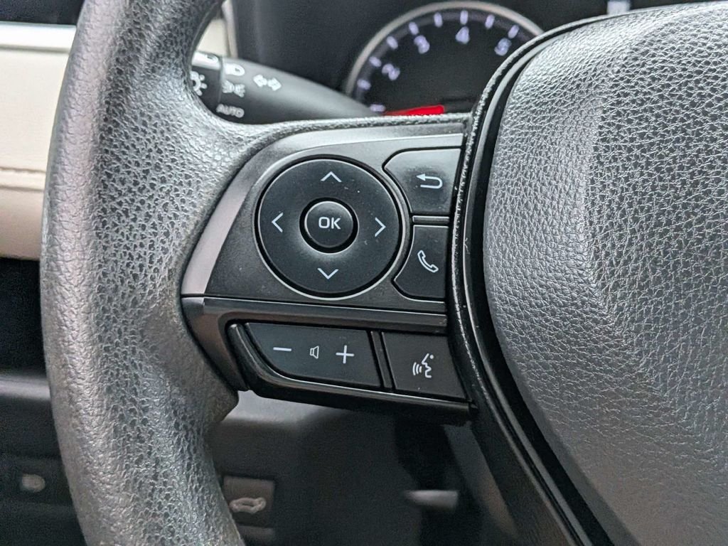 Used 2022 Black Toyota XLE image 35