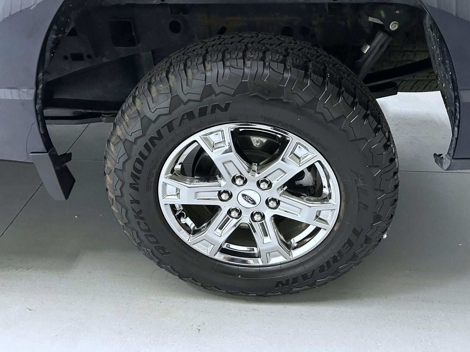 Used 2021 Blue Ford XLT image 22
