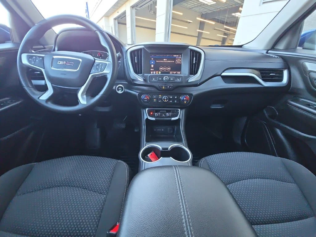 Used 2022 MARINE METALLIC GMC SLE image 27