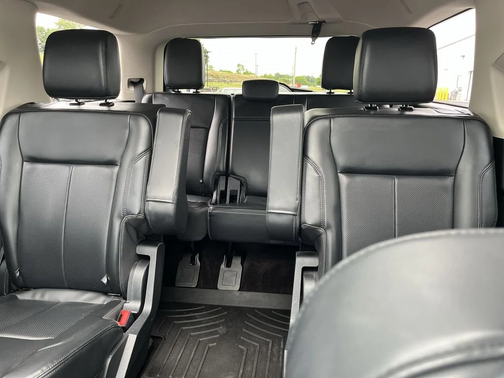 Used 2022 White Ford XLT image 23