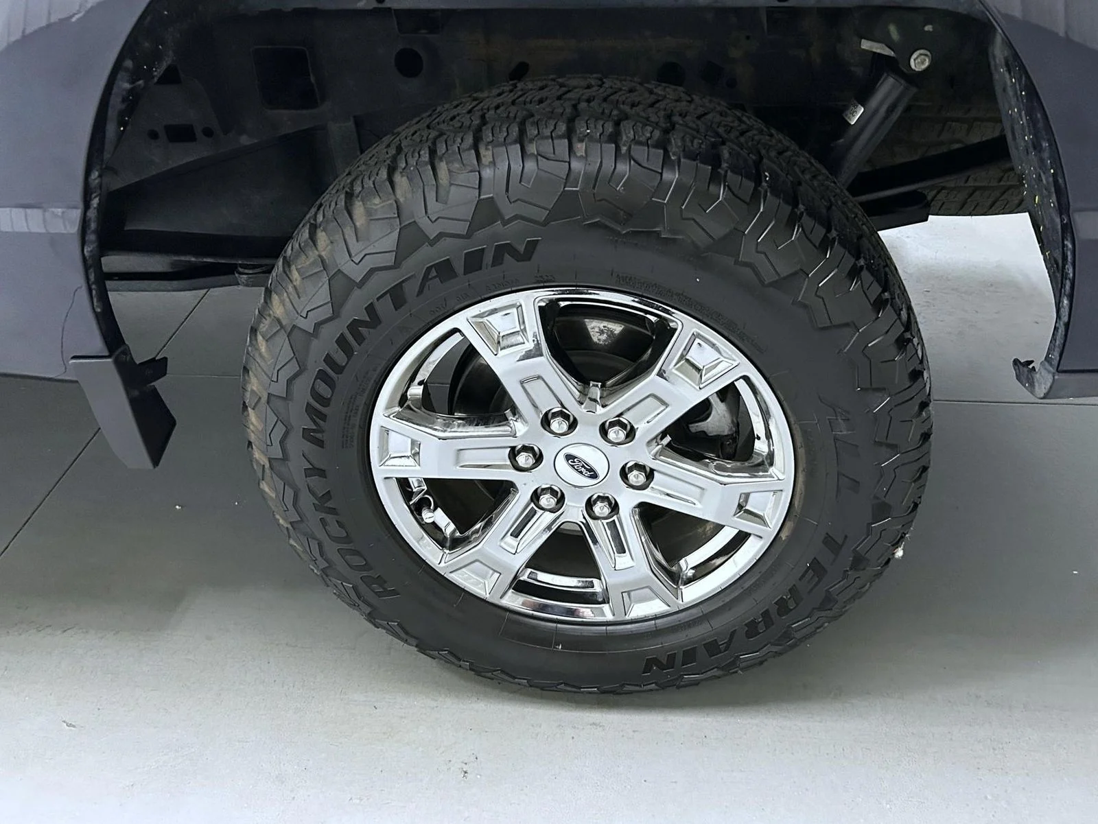 Used 2021 Blue Ford XLT image 22