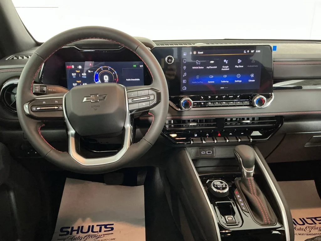 New 2026 Summit White Chevrolet Z71 image 15
