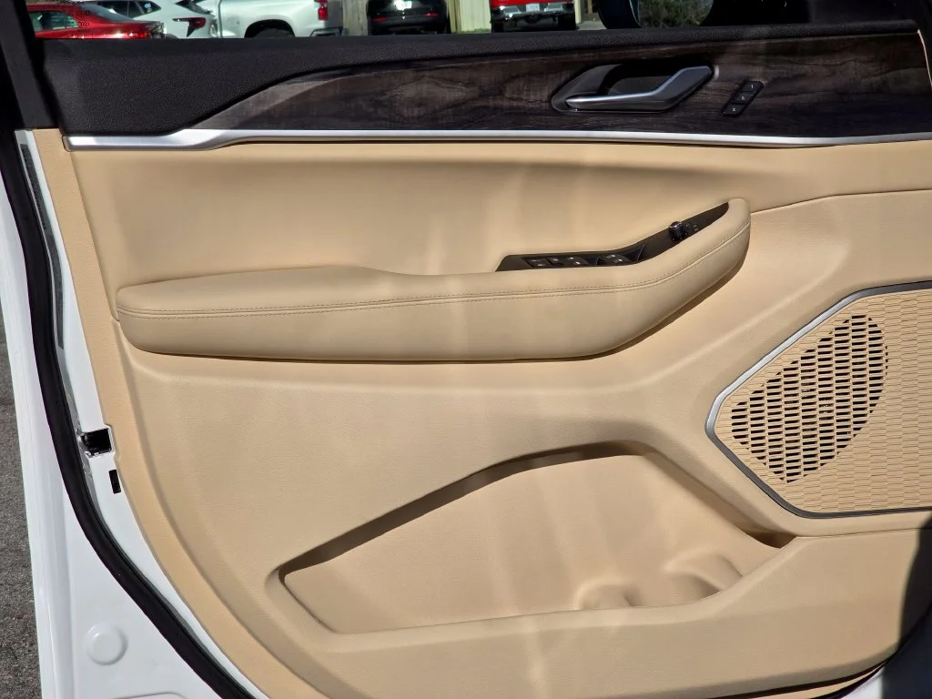 New 2026 White Jeep Limited image 35
