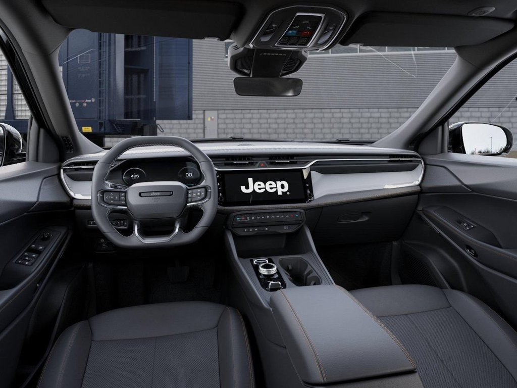 New 2026 Diamond Black Crystal Pearl-Coat Exterior Paint Jeep Limited image 36