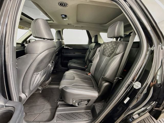 Used 2021 Black Hyundai Limited image 26