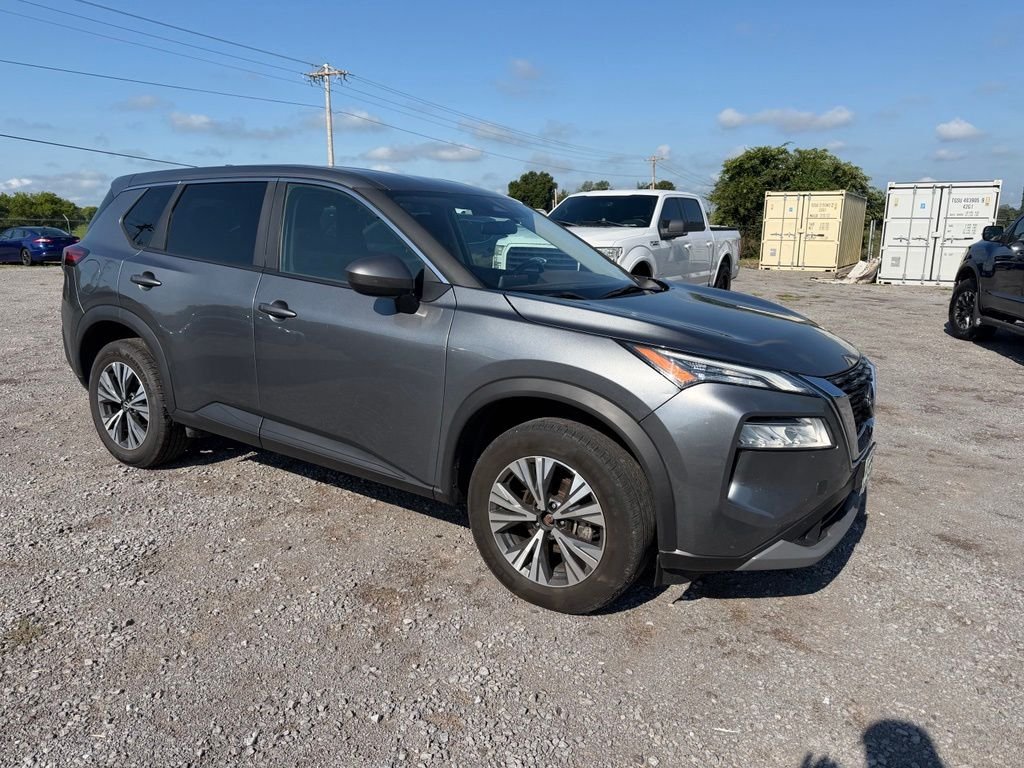 Used 2023 Gray Nissan SV image 2