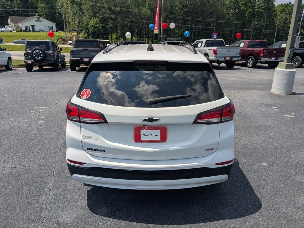 Used 2024 Summit White Chevrolet RS image 6