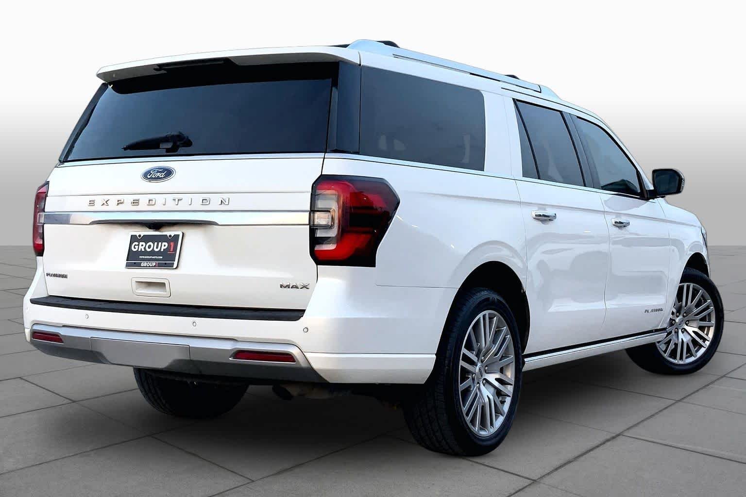 Used 2023 Star White Metallic Tri-Coat Ford Platinum image 25