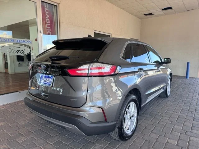 Certified Used 2024 Gray Metallic Ford SEL image 5