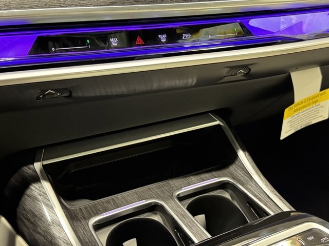 New 2026 Oxide Grey Metallic BMW 760i xDrive image 11