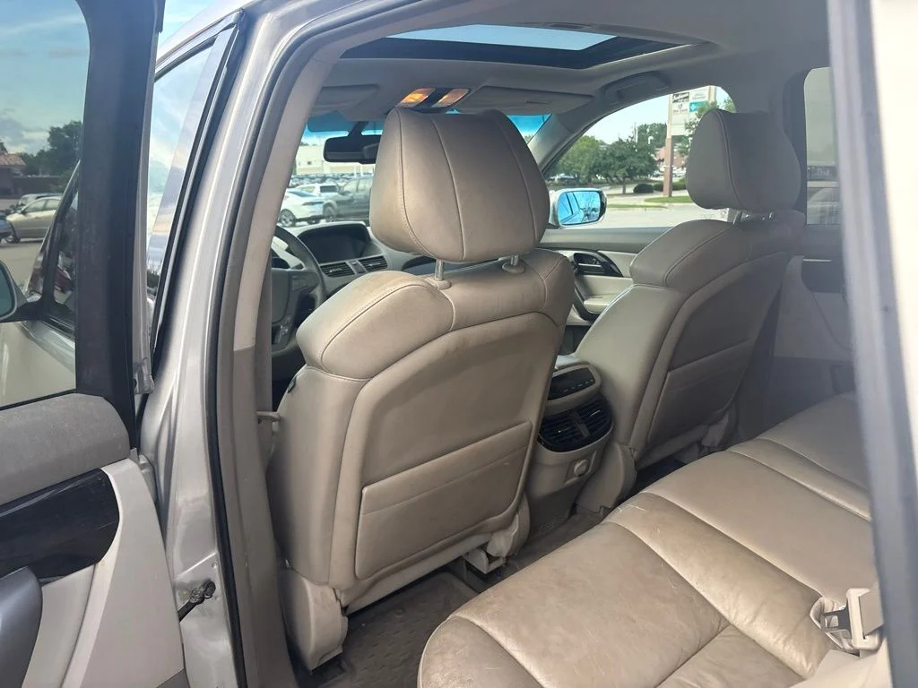 Used 2008 Silver Acura Technology SH-AWD image 35