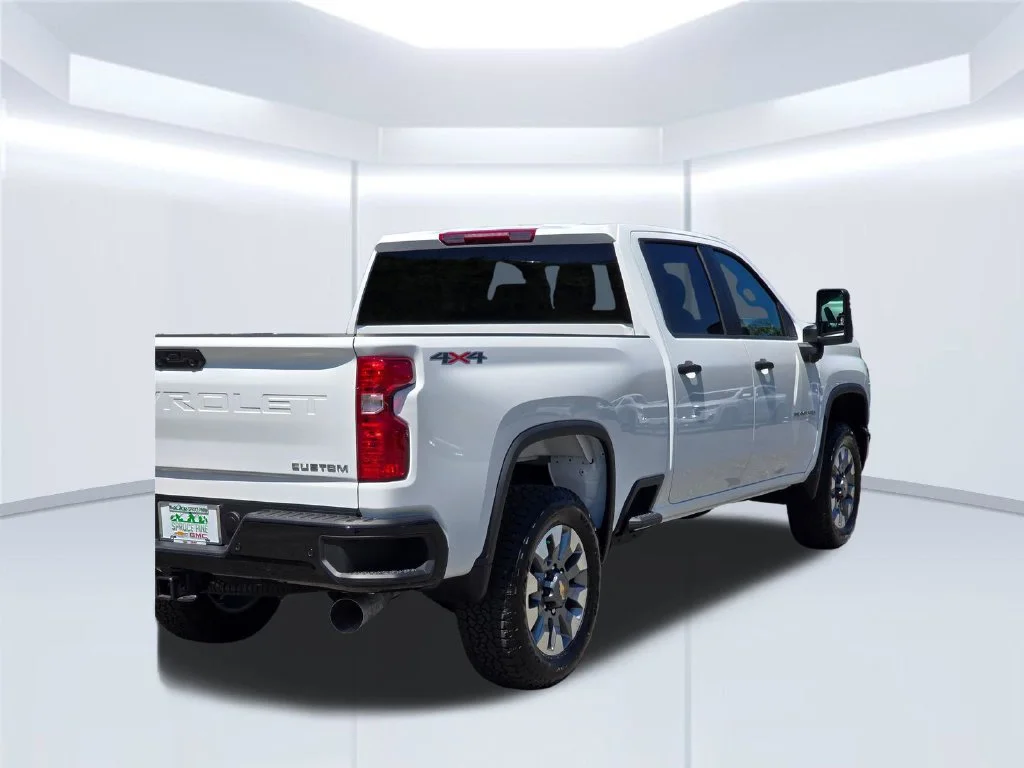 New 2026 White Chevrolet Custom image 41