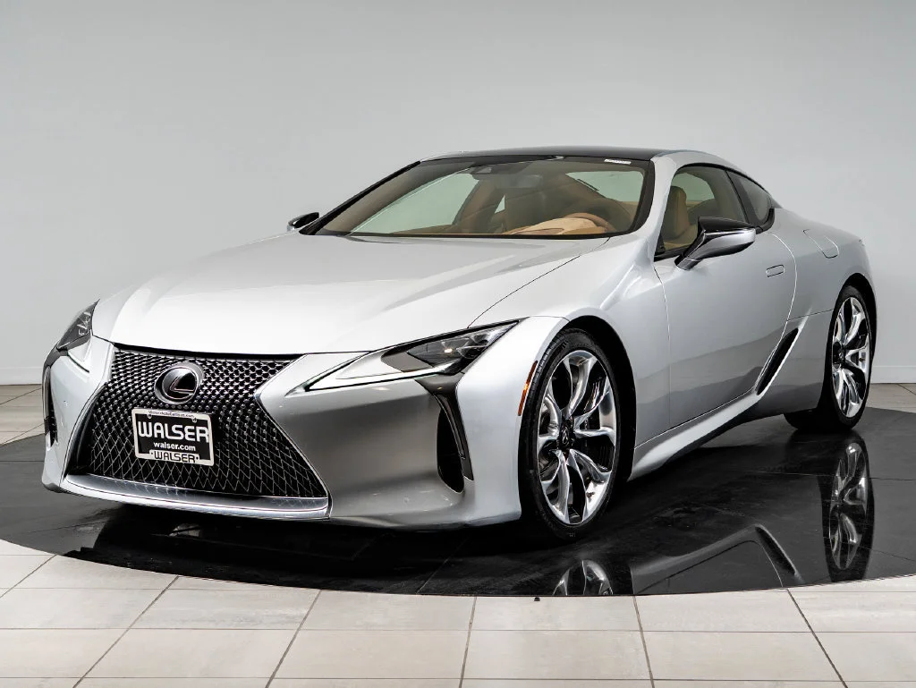 Used 2018 Liquid Platinum Lexus 500 image 1