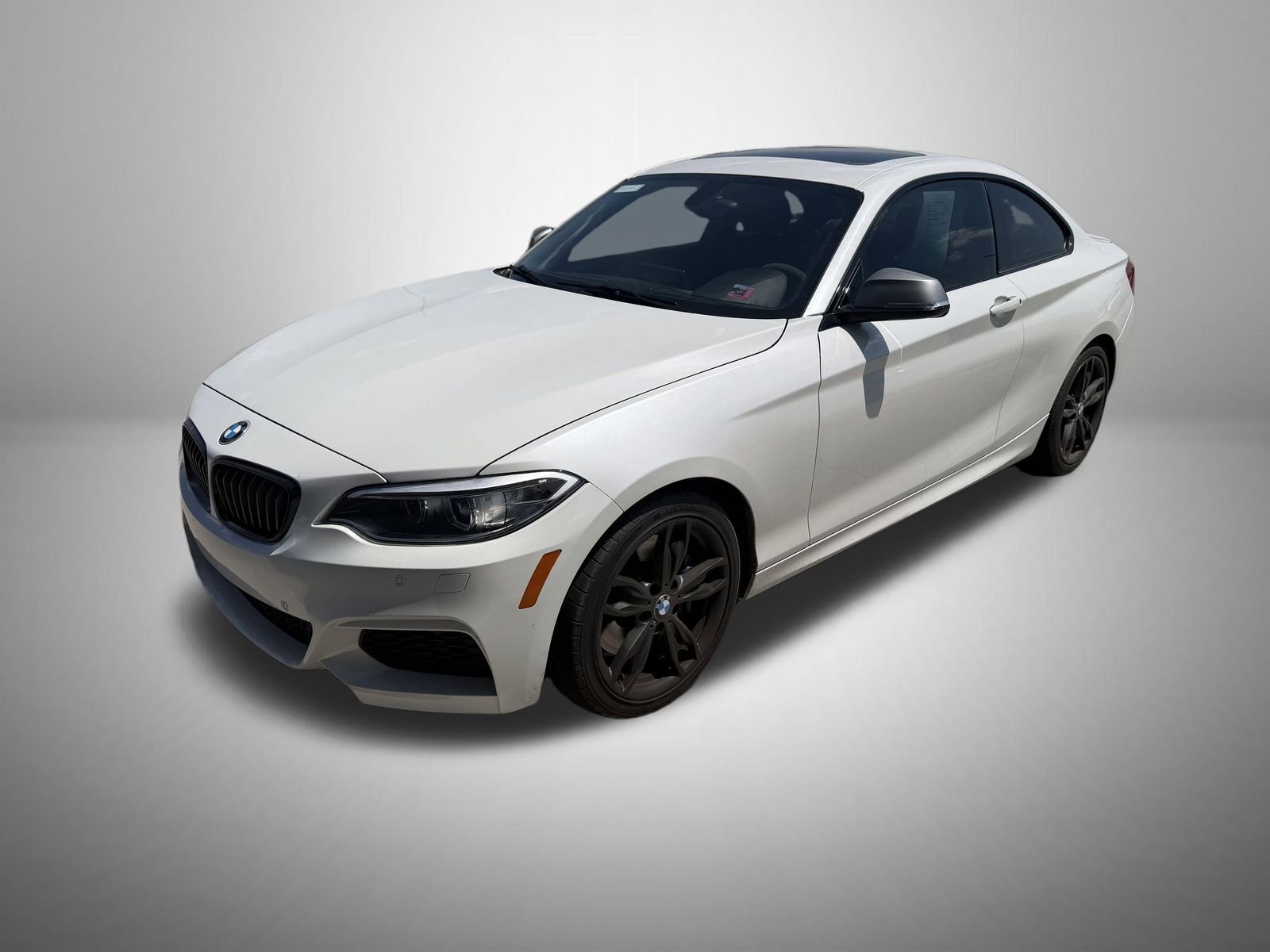 2016 BMW 2 Series M235i xDrive Coupe's photo