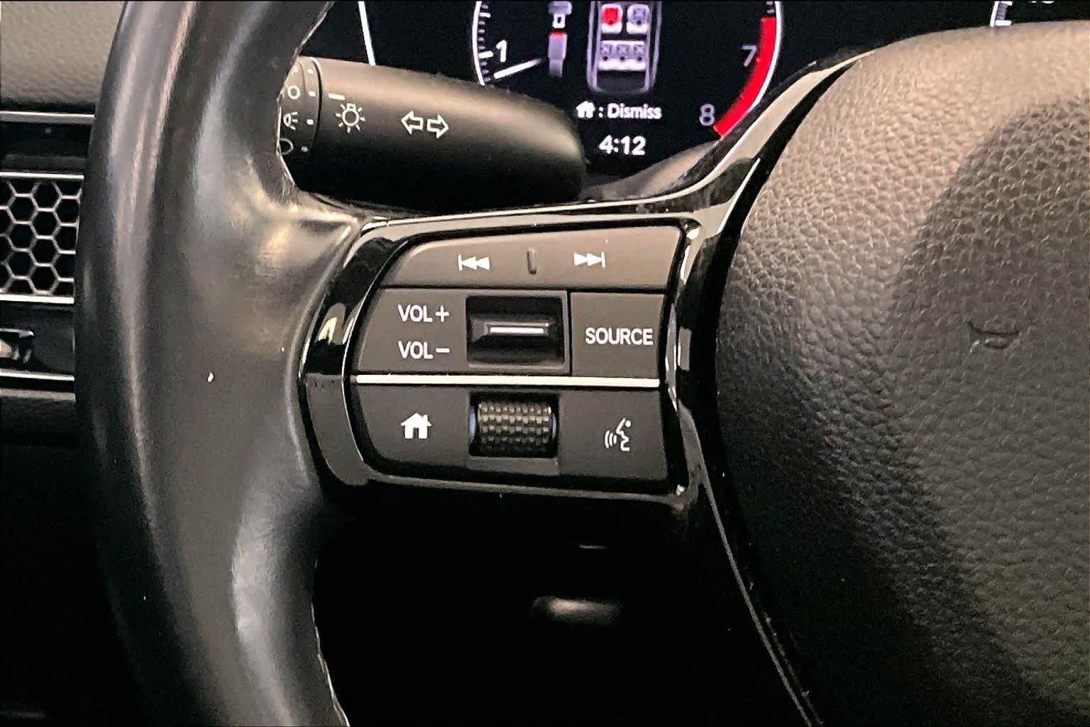 Used 2022 Platinum White Pearl Honda EX image 22