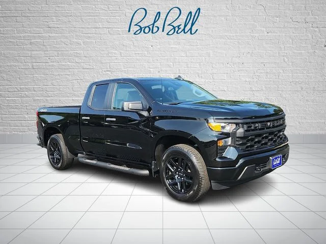 Used 2023 Black Chevrolet Custom image 1