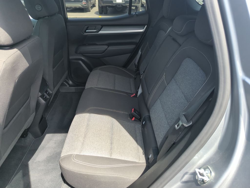Used 2026 Silver GMC Elevation image 27