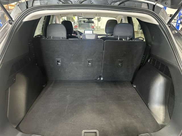 Used 2021 Gray Ford SE image 26