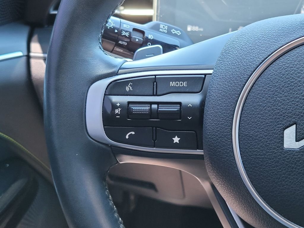 Used 2025 Gray Kia GT image 25