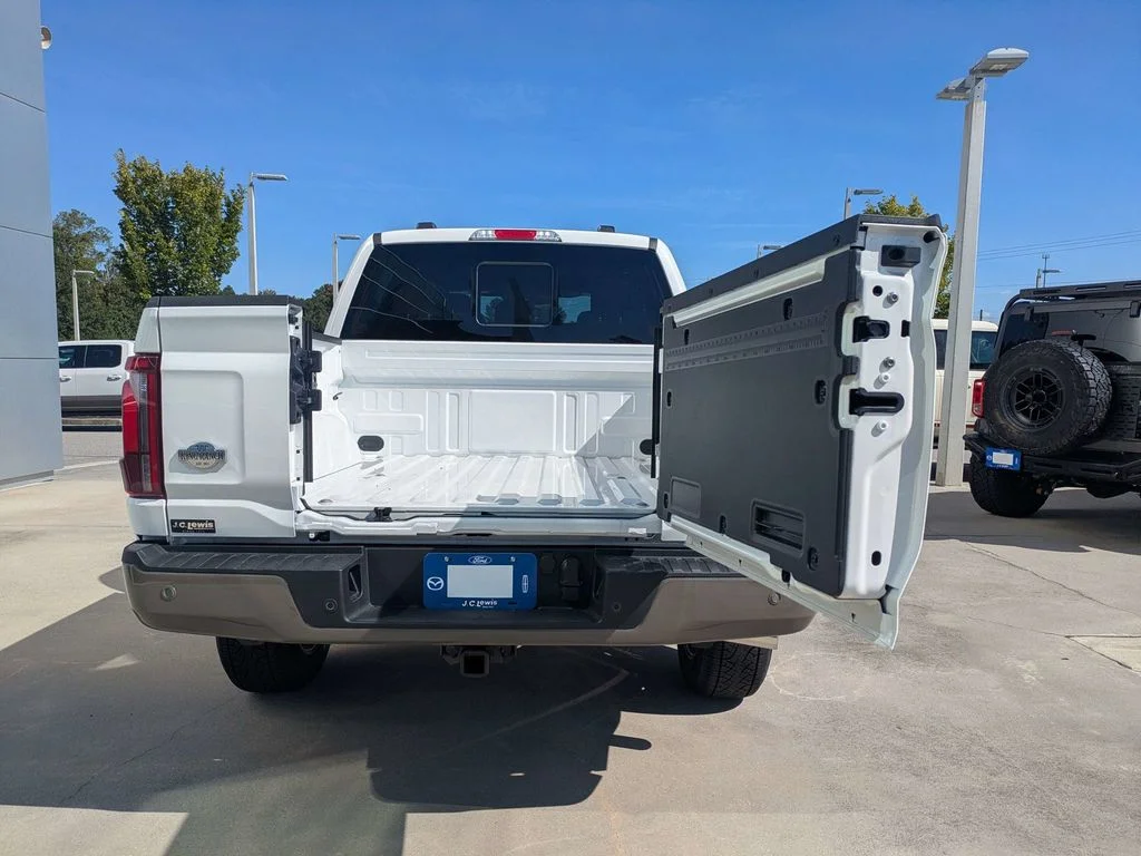 New 2026 Star White Metallic Tri-Coat Ford King Ranch image 6